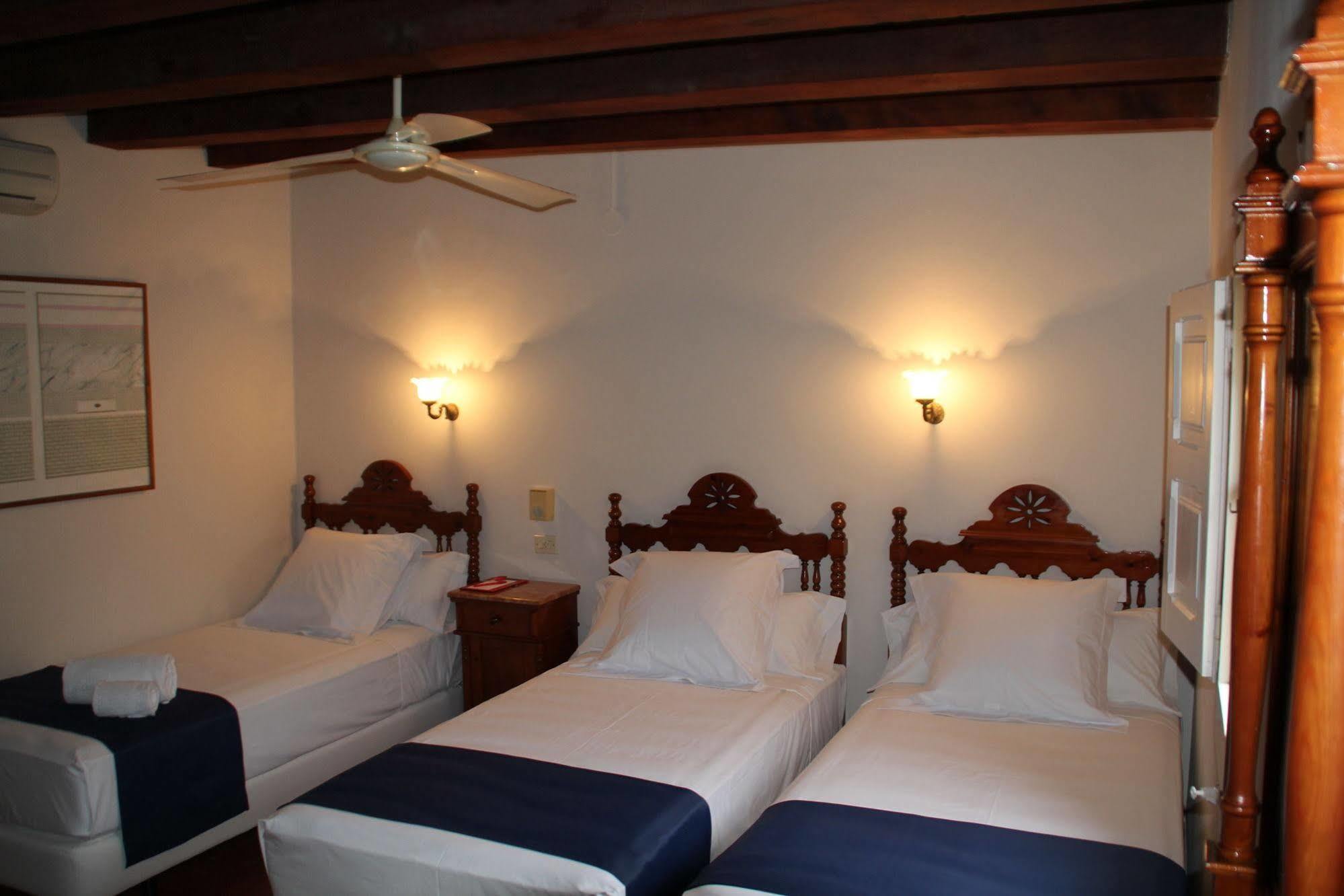 Hotel Medium Renaixenca Σίτζες Εξωτερικό φωτογραφία