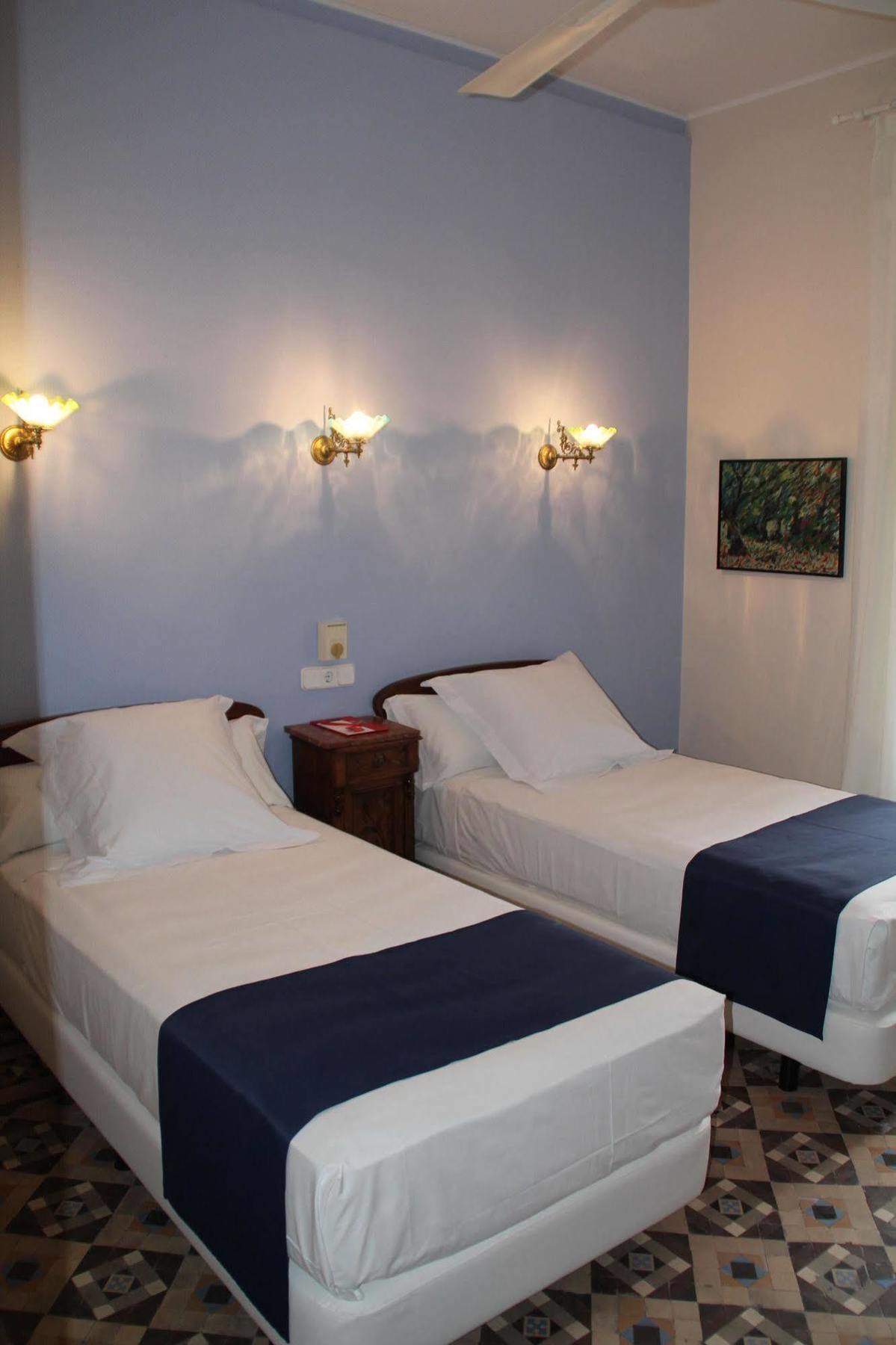 Hotel Medium Renaixenca Σίτζες Εξωτερικό φωτογραφία